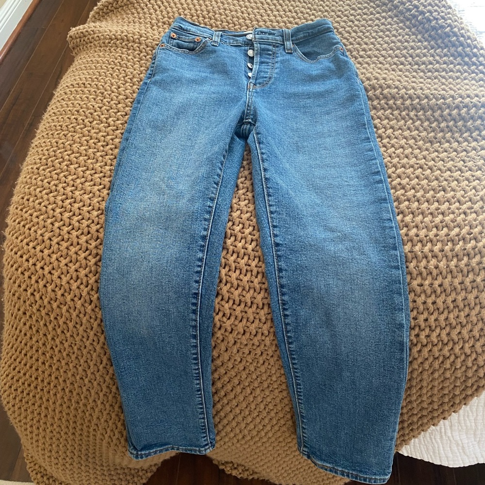 Women Levi Jeans - Wedgie Straight